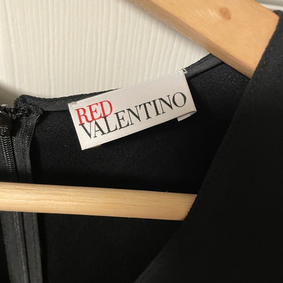 Valentino Red black, longsleeved crepe v-neck full-length dress - Picture 7 of 9